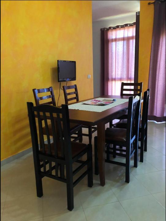 Rainbow Holiday Apartments Vlorë Eksteriør bilde
